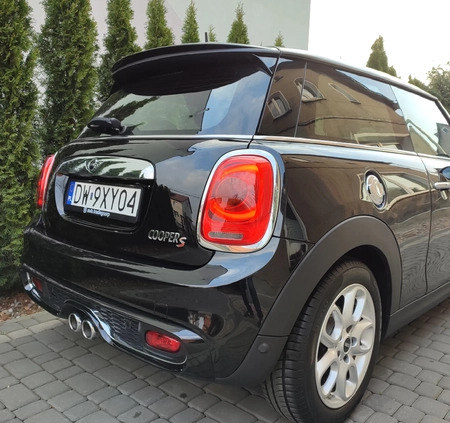 MINI Cooper S cena 69900 przebieg: 150000, rok produkcji 2017 z Szczucin małe 781